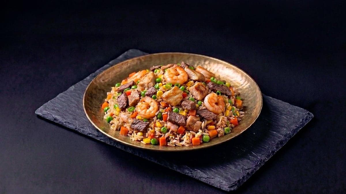 House special fried rice, the photo delivered for this location's DoorDash listing